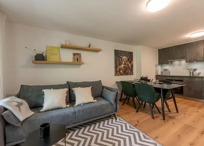 Stylish By Bus, Train And Village Center Zermatt