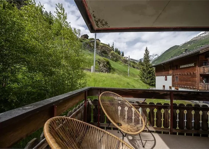 Stylish By Bus, Train And Village Center Zermatt